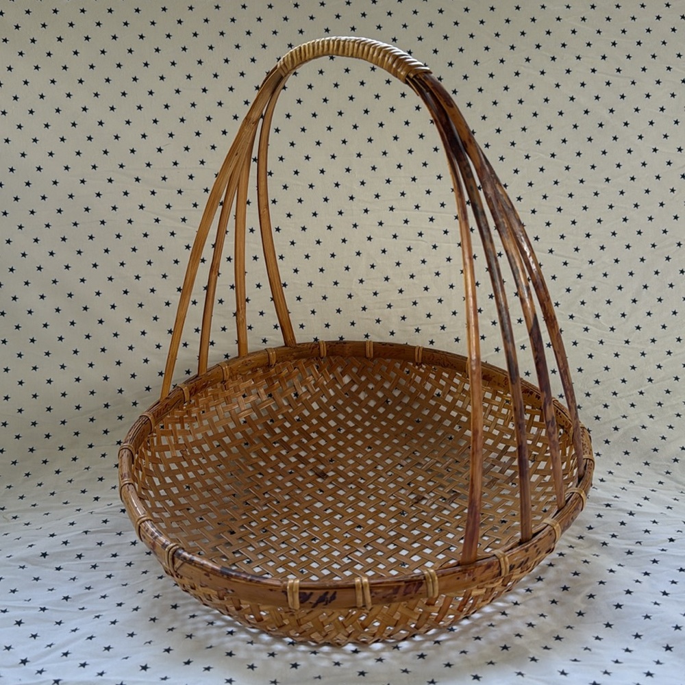 Vintage Republic of China Rattan / Bamboo / Reed Fishing Basket Excellent Cond